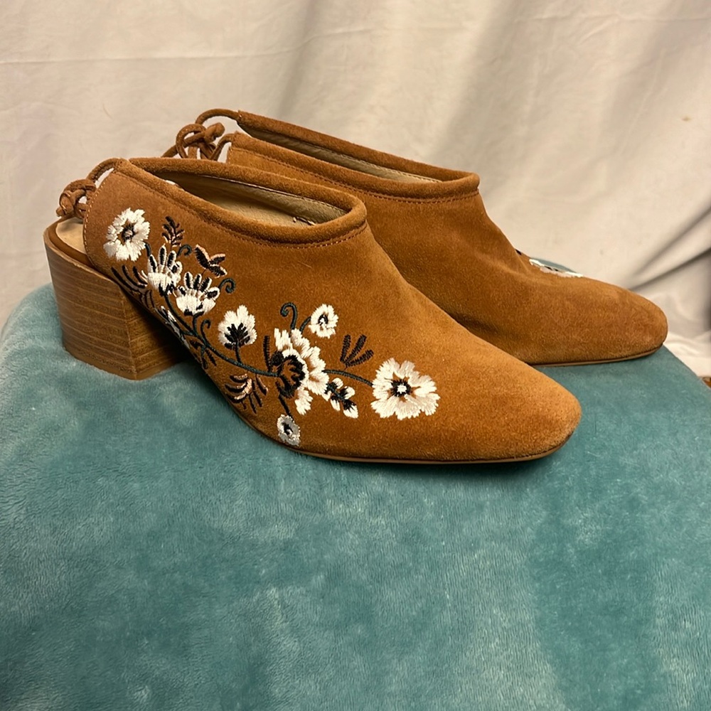 Sbicca Vintage Collection Suede shoe-ties size 9
